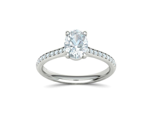 Anillo de Compromiso de Oro con Diamantes Central Ovalada Brillante