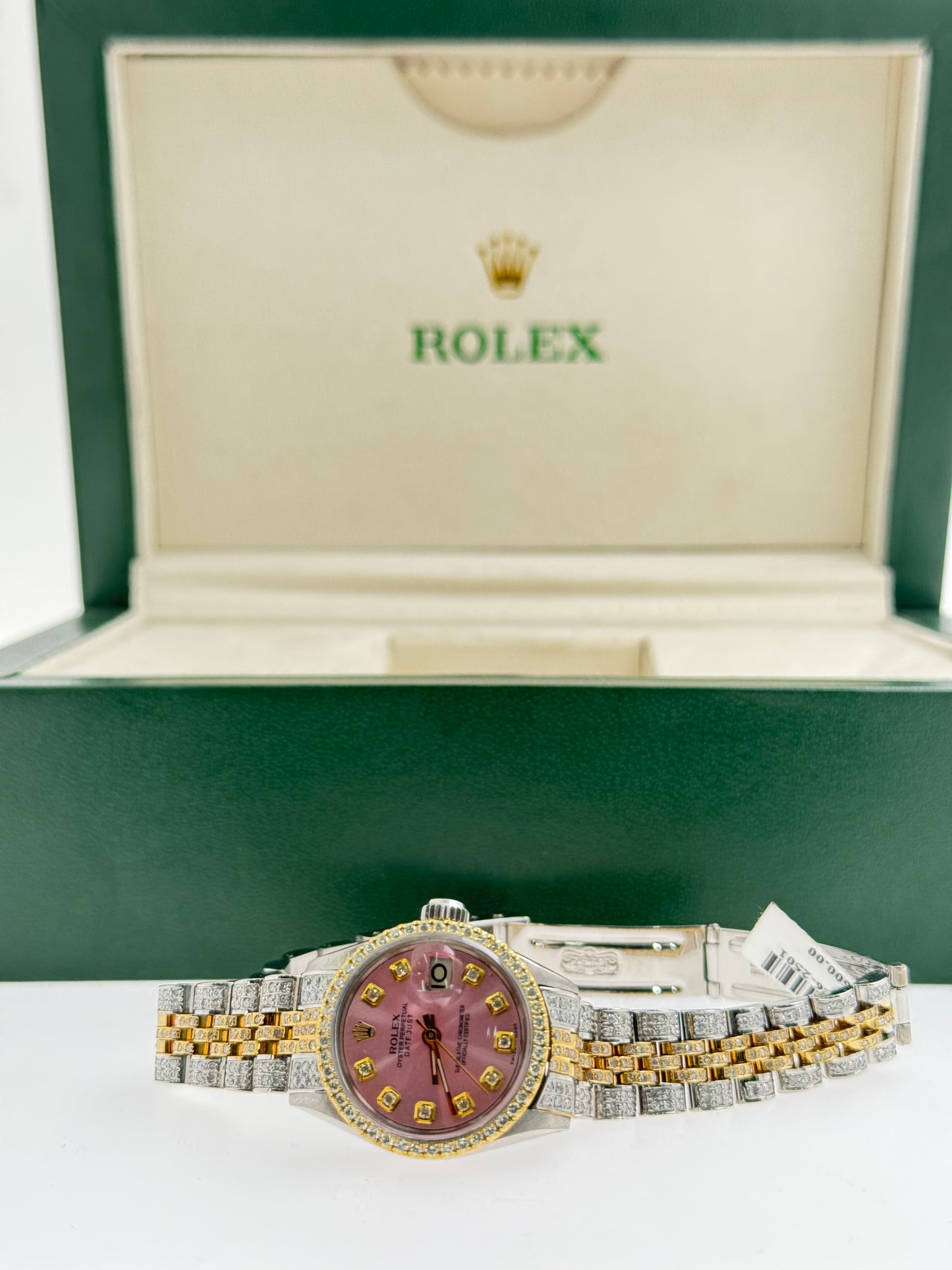 Rolex Datejust Lady – Esfera Rosa y Banda con Diamantes