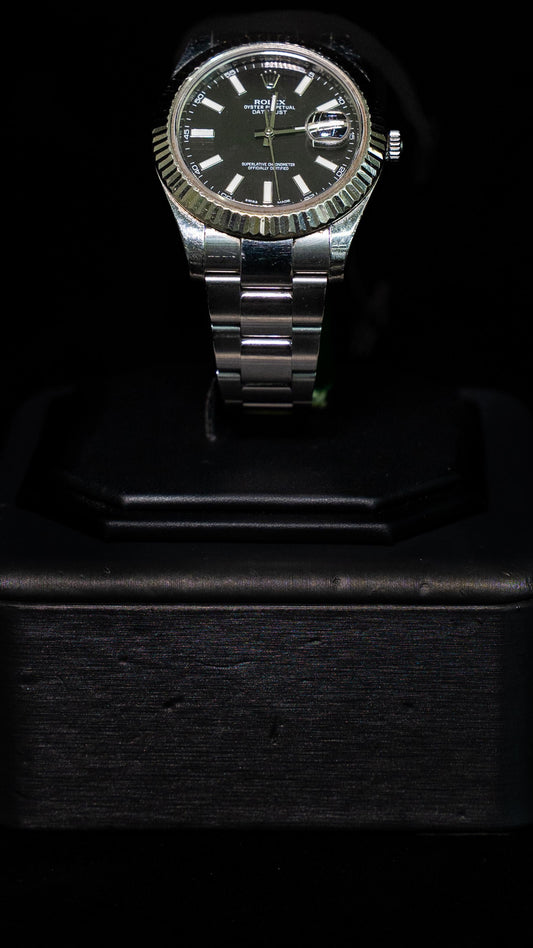 Rolex Datejust 41 - Esfera Negra & Bisel Estriado