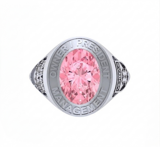 Anillo de Graduación con Incrustación Oval y Grabados Laterales