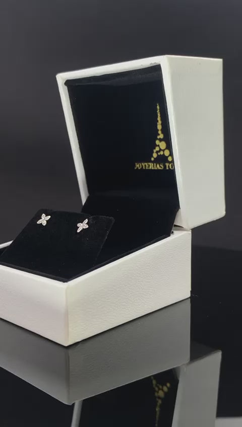 Aretes de oro con Incrustaciones de Diamante