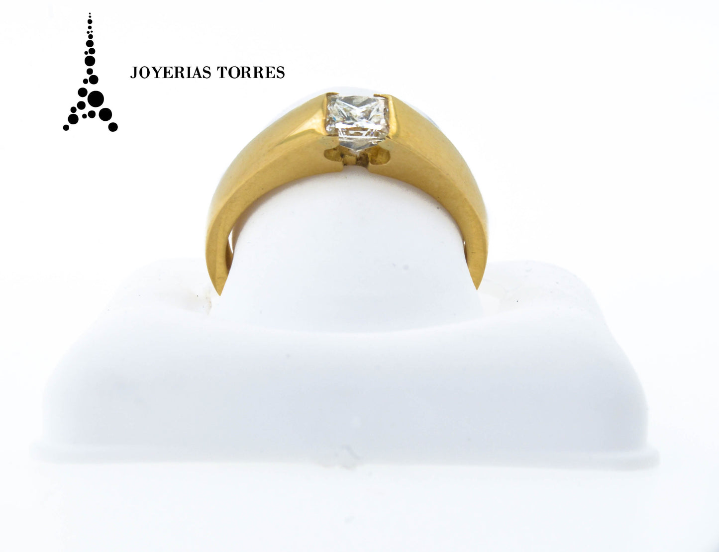 Anillo GIA con diamante radiante