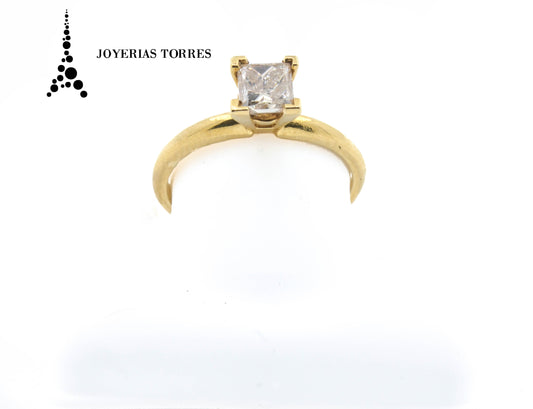 Anillo GIA con diamante en forma de radiante