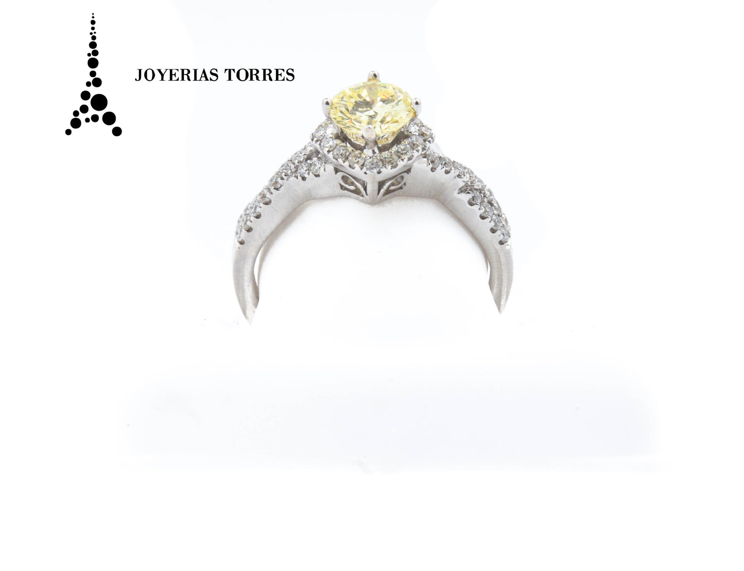 Anillo GIA con diamante en forma brillante