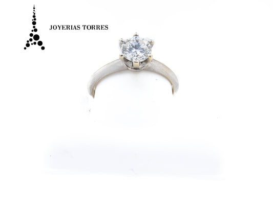 Anillo GIA con diamante en forma brillante