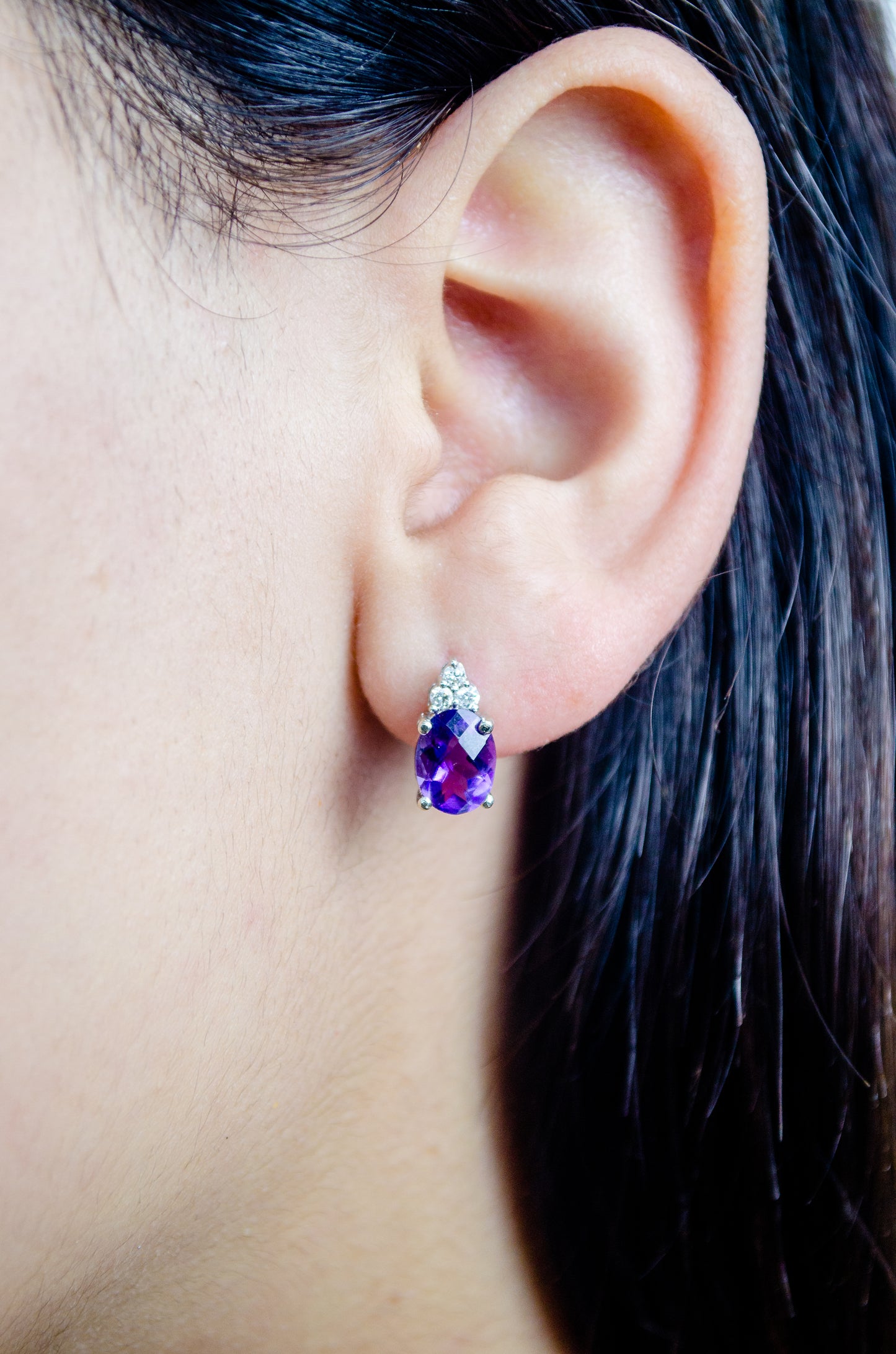 Aretes de oro con Incrustaciones de Diamante