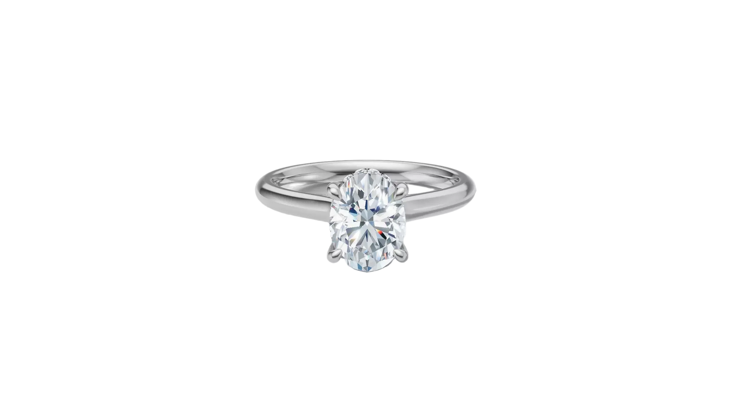 Anillo de Compromiso con Incrustación Oval y Halo Oculto