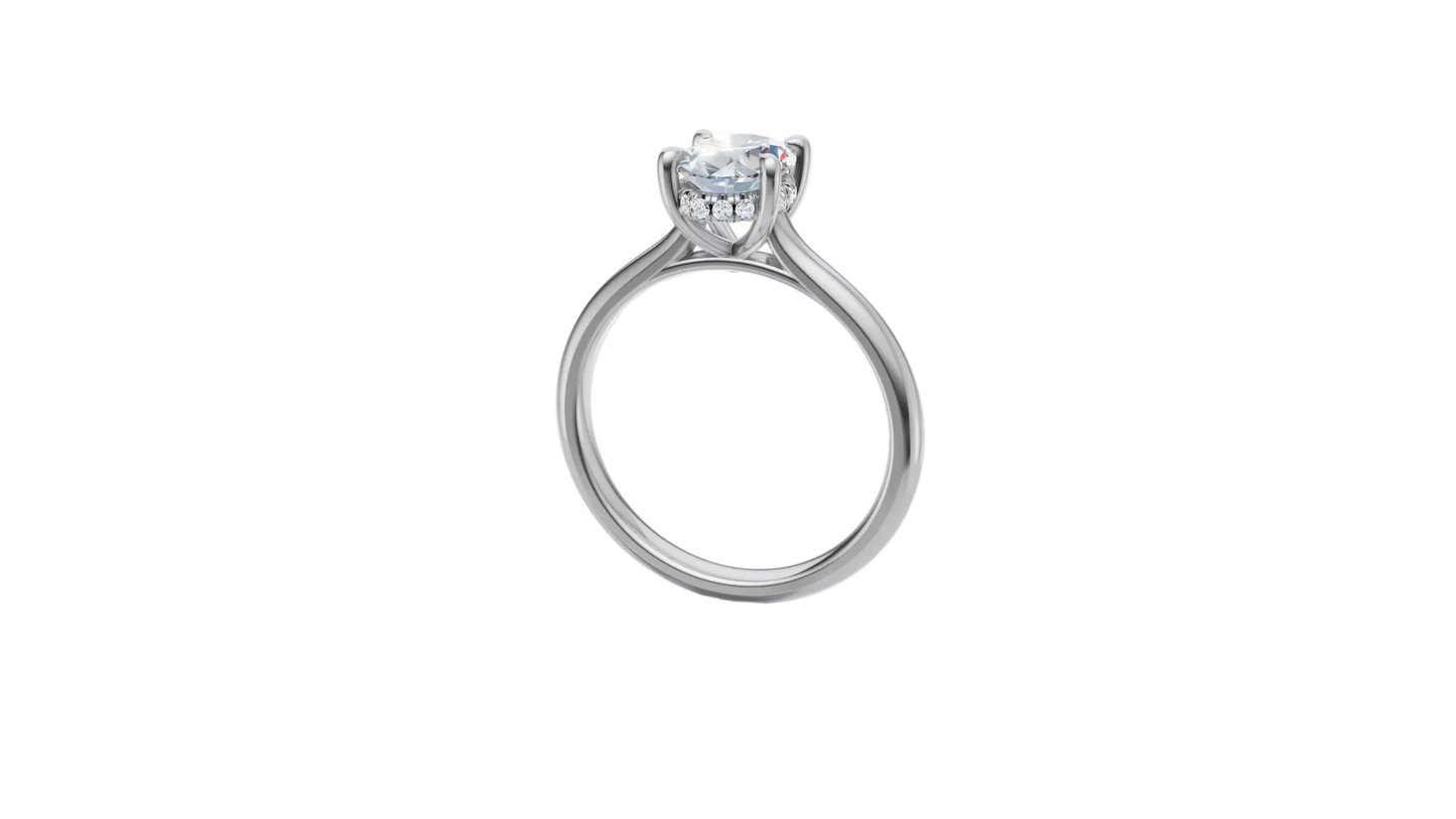 Anillo de Compromiso con Incrustación Oval y Halo Oculto