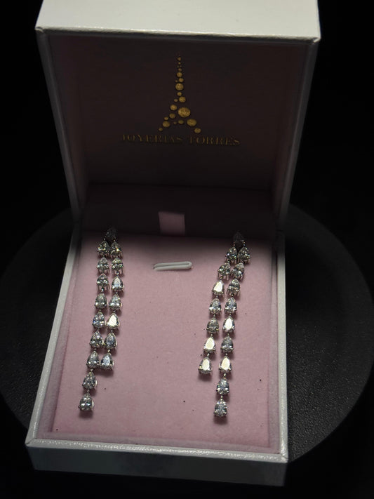 Aretes Colgantes de Diamante Lab Grown 6.80ct en Oro Blanco 14k