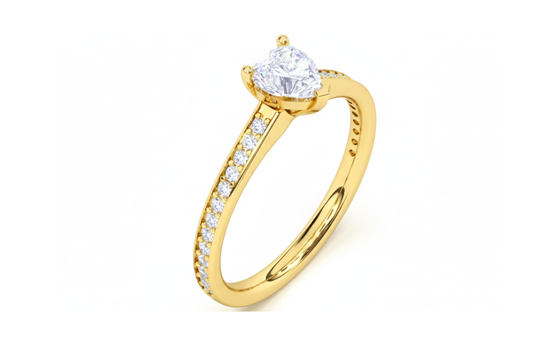 Anillo Compromiso Corazón con Diamantes Laterales