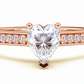 Anillo Compromiso Corazón con Diamantes Laterales