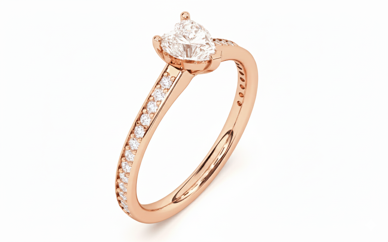 Anillo Compromiso Corazón con Diamantes Laterales