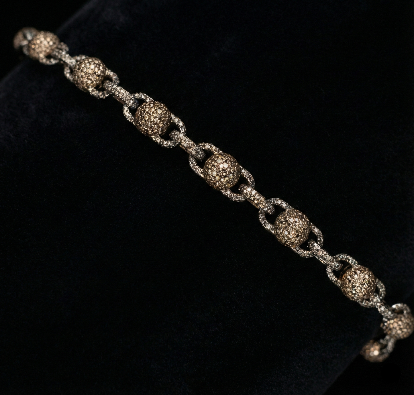 Pulso  de diamante 10 K 2.82 CTW