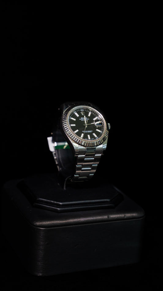 Rolex Datejust 41 - Esfera Negra & Bisel Estriado