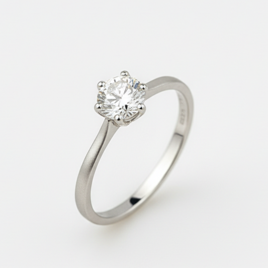 Anillo de compromiso inclinado