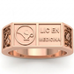 Anillo de Graduación Logo Rectangular con Grabados Laterales Escolares