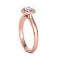 Anillo de Compromiso con Halo y Diamantes