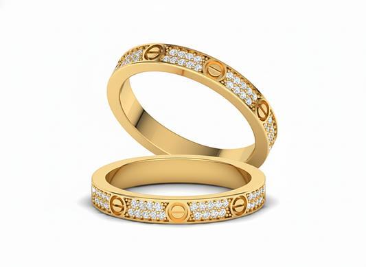 Dúo de Argollas Banda con Diseño Love y Diamantes Pavé 3mm