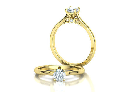 Anillo Solitario Camila Con Detalles En Puente Y Engaste De Cuatro Garras