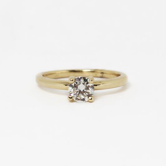 Anillo Solitario en Oro Amarillo 14k con Diamante Montado a 4 Uñas