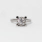 Anillo Solitario En Oro Blanco 14k con Montadura a 4 Uñas con Diamantes